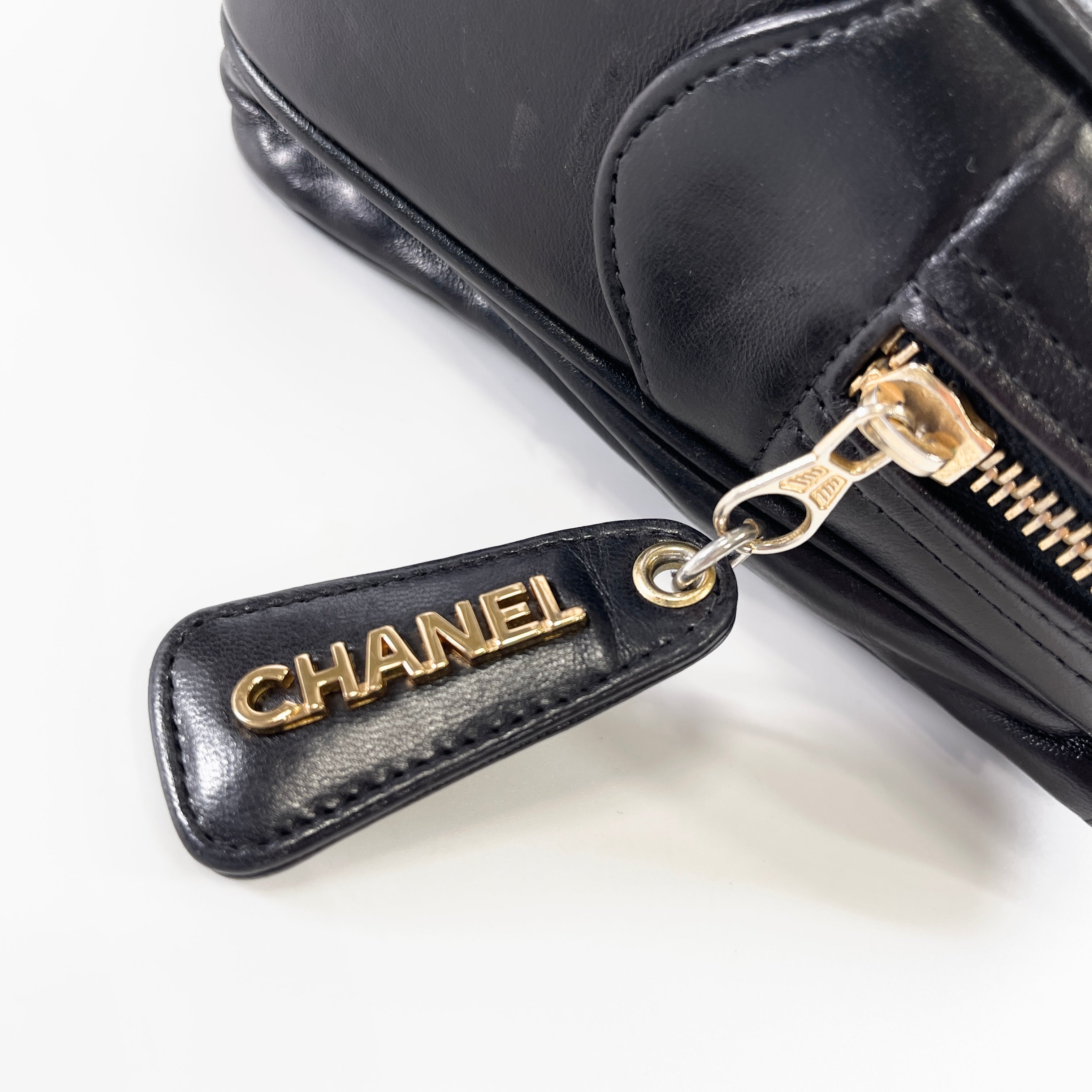 2508 CHANEL Chain Tote Bag