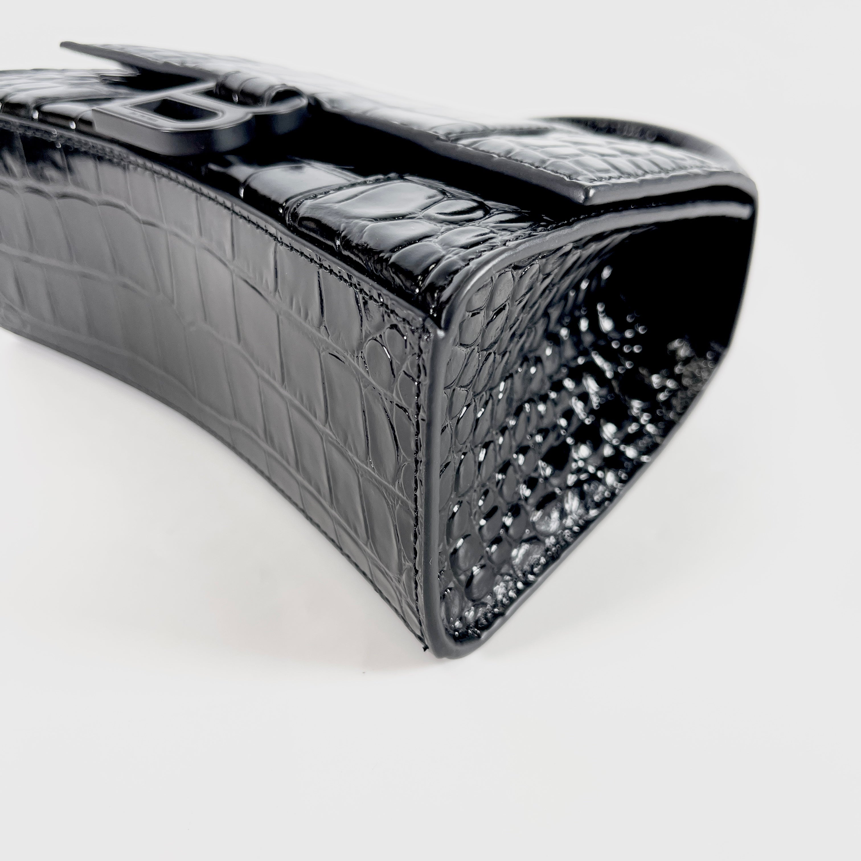 2603 secondhand BALENCIAGA Hourglass black Embossed