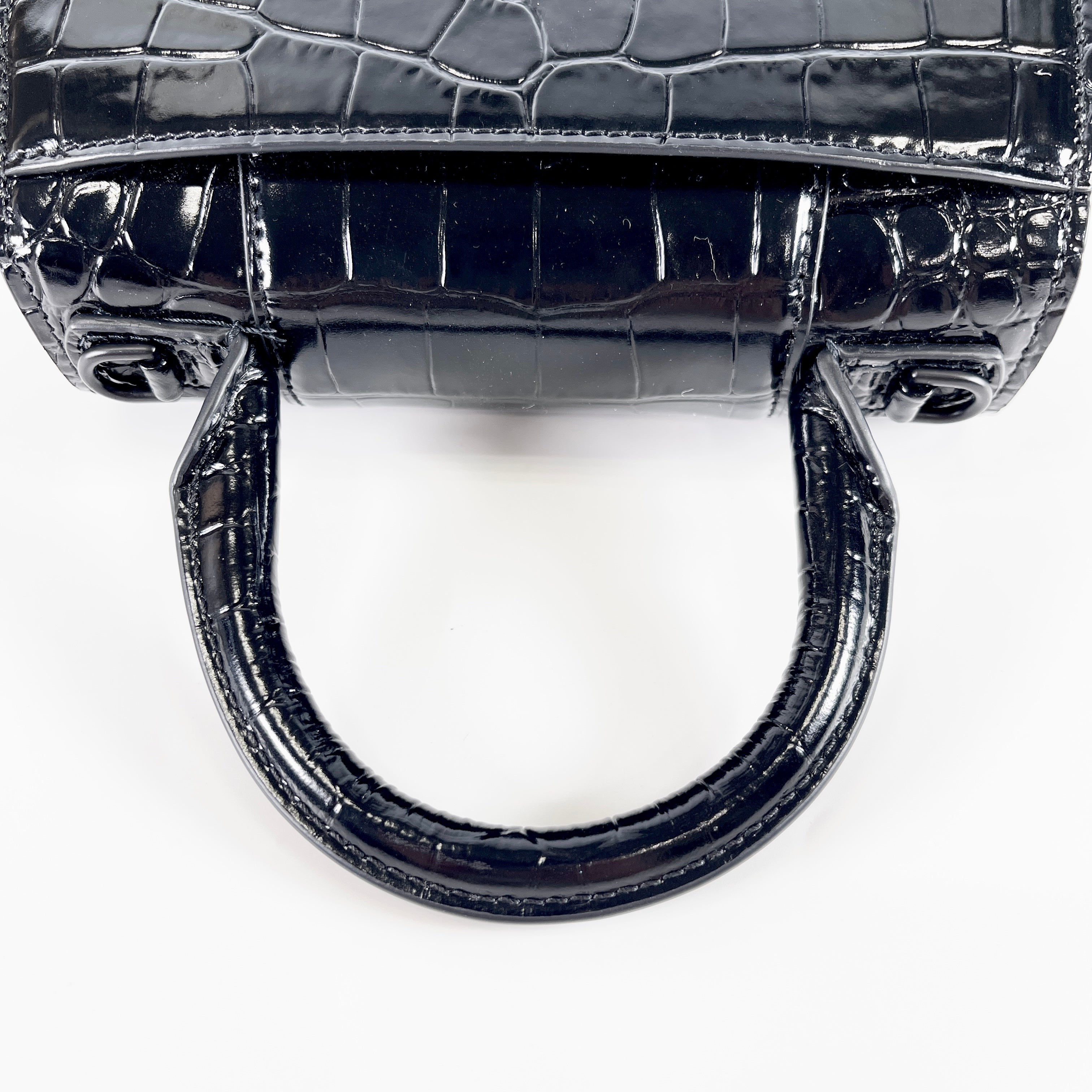 2603 secondhand BALENCIAGA Hourglass black Embossed